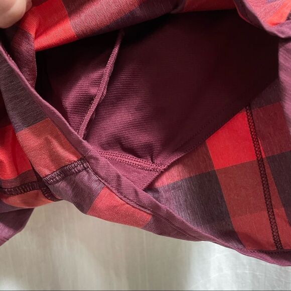 LULULEMON Run Speed Shorts Lined Yama Check Berry Plaid Size 2 - Picture 13 of 13